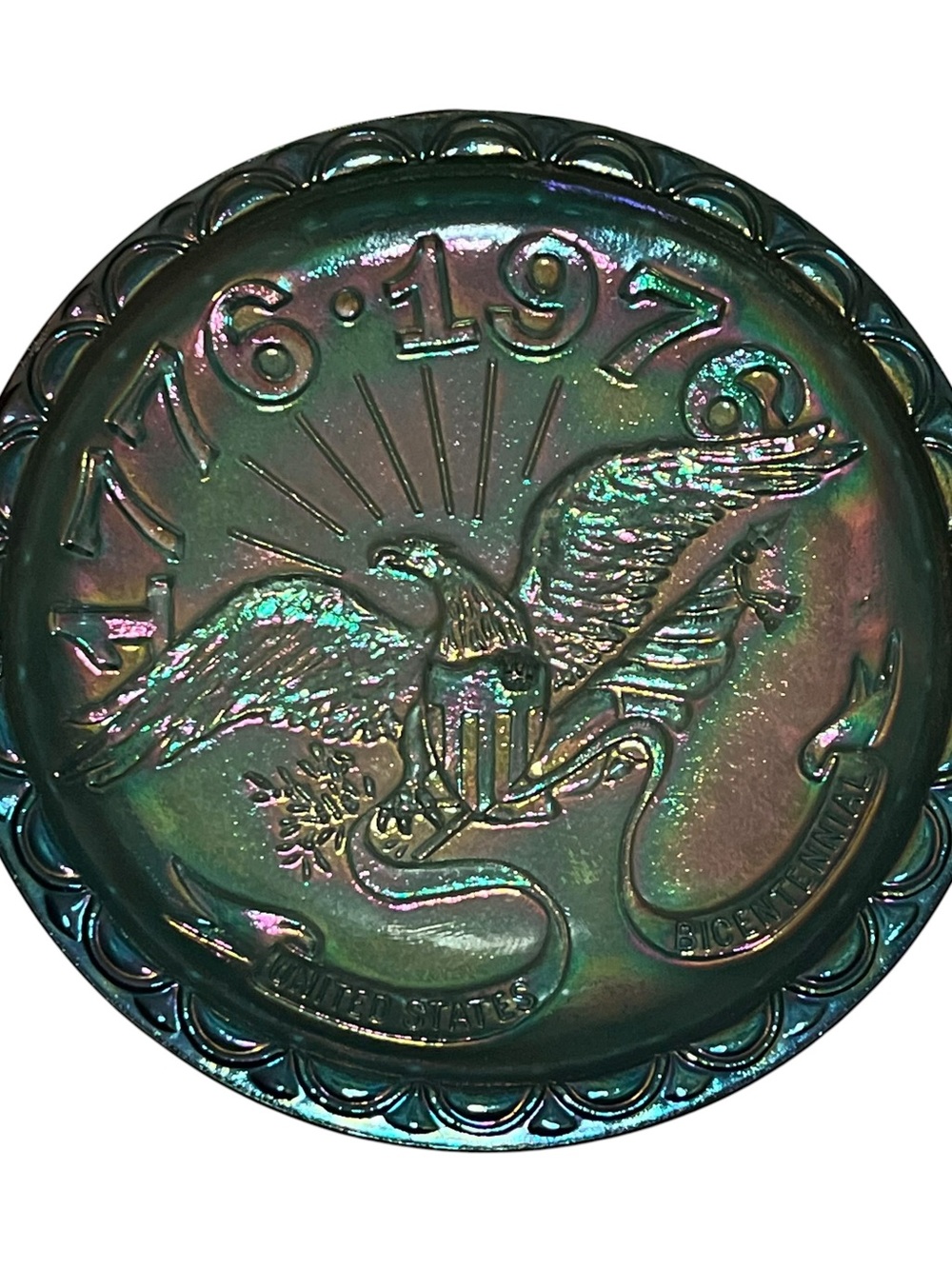 Vtg Indiana Glass Carnival Glass Plate Blue purple 1776-1976 Eagle scalloped rim